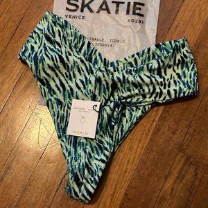 SKATIE swim Melly Botton in Cloudbreak Size Small  - new